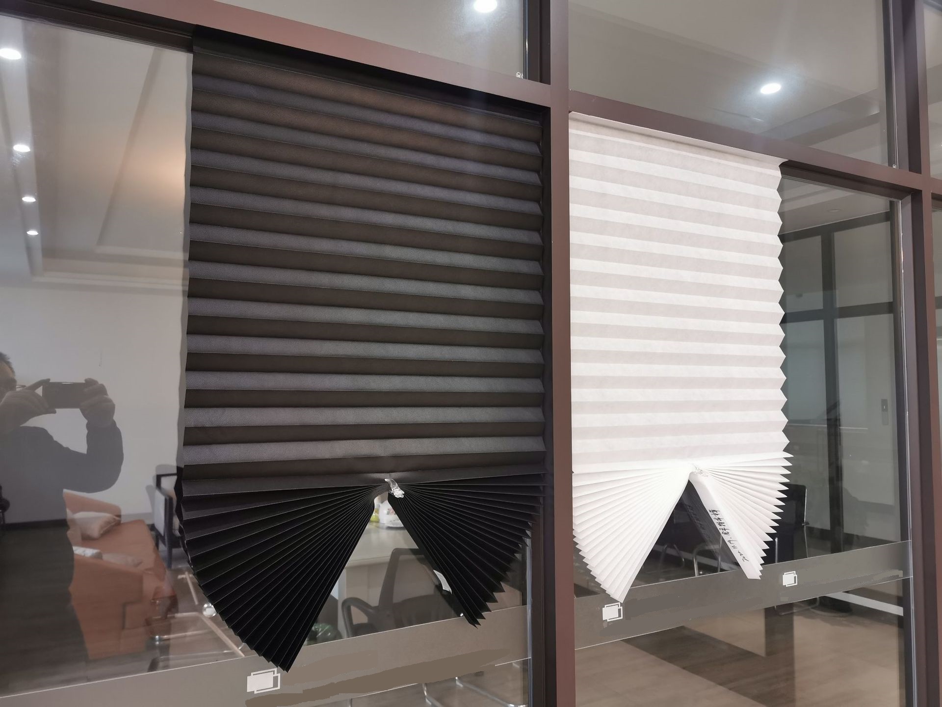 Super Wonderful Blinds Shades To Protect The Sun Window Blinds Zebra Roller Half Blackout Curtains For Bedroom Bathroom，Kitchen
