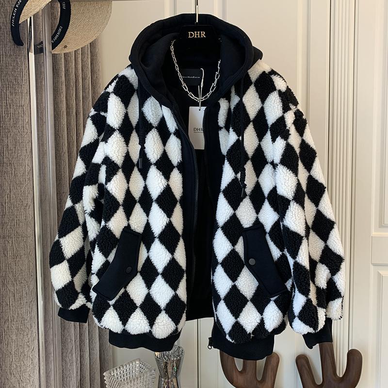 Winter warm retro checkerboard lamb wool coat women personality street casual hooded loose fake two-piece female jacket coat
