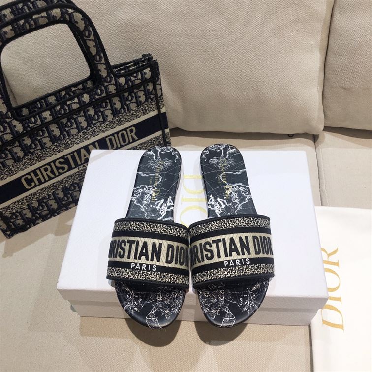 DIOR SLIP ON SANDALS – DOS013